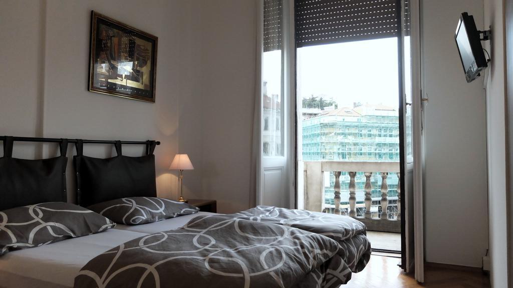 ترييستي B&B Piazza Goldoni المظهر الخارجي الصورة